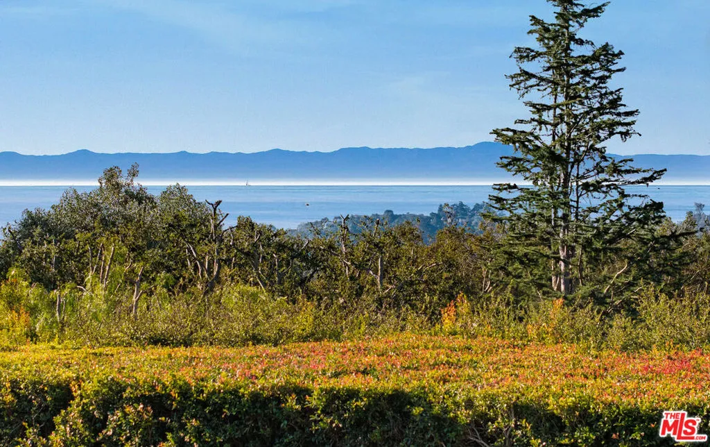 Santa Barbara, California 93108, United States, 4 Bedrooms Bedrooms, ,7 BathroomsBathrooms,Residential,Active,98304