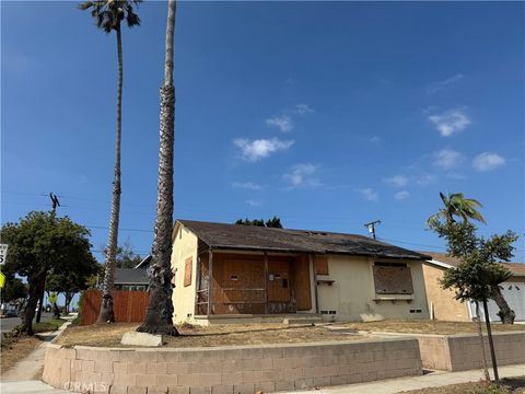 Photo of 4623 Lenore St, Torrance, CA 90503 (MLS # WS26086434)