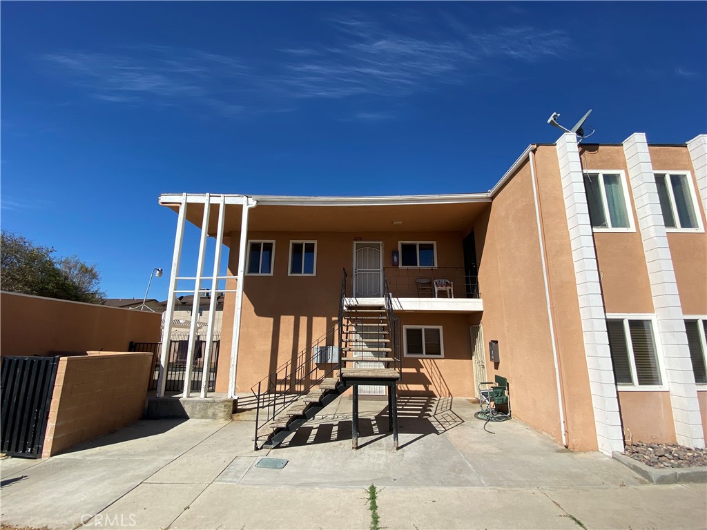 Upstairs 2-Bedroom Apt Available in San Bernardino! Two-Story 4-Plex Near Shopping Centers, Schools, Parks, and Easy Freeway Access. Kitchen Granite Countertops, Stove/Oven (electric), and On-Site Coin-Operated Laundry included. Vinyl Plank Flooring in the Bedrooms, and Tile flooring throughout the rest of the unit. Central AC/Heat and and a Single-Car Detached Garage. $100/mo Flat Fee Covers Water, Trash, and Sewer. Tenant is responsible for Gas and Electric. No Pets Please.