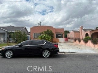 2728 Grand