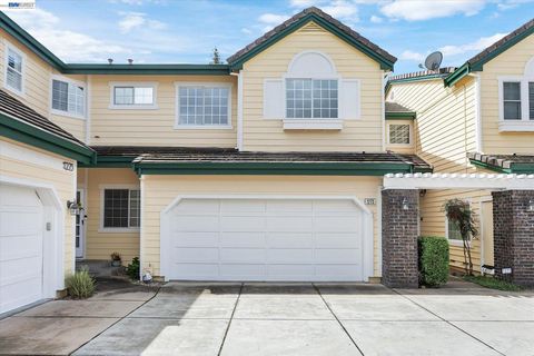 Photo of 1273 Shell Circle Cir, Clayton, CA 94517 (MLS # 41131889)