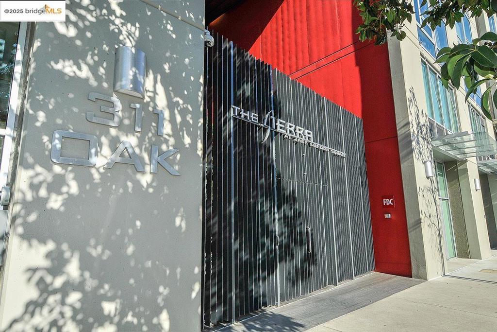 JACKLON SQ - Residential Lease
