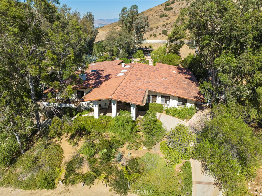 14 APPALOOSA Lane