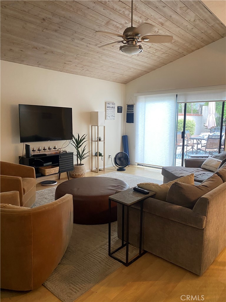 1204 Elm Ave
