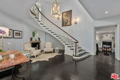 Photo of 1110 Benedict Canyon Drive, Beverly Hills, CA 90210 (MLS # 25581227)