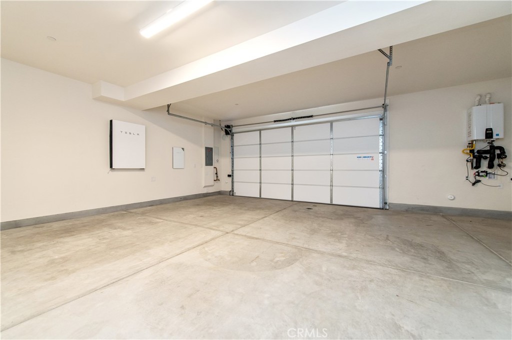 Luna Park - Residential Lease