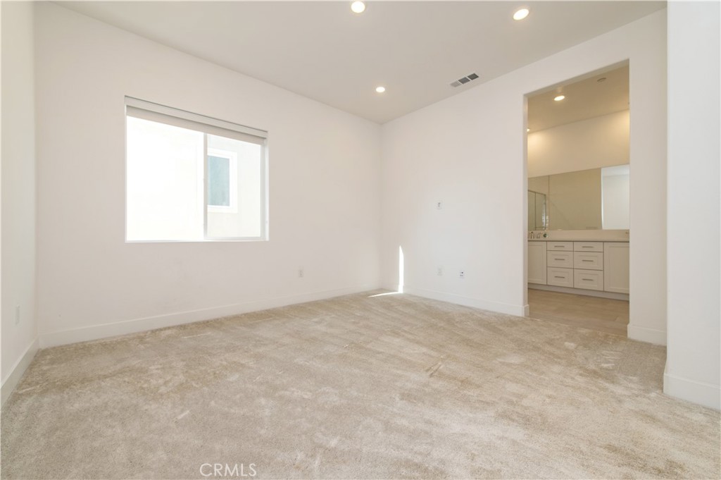 Luna Park - Residential Lease