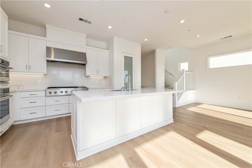 Luna Park - Residential Lease