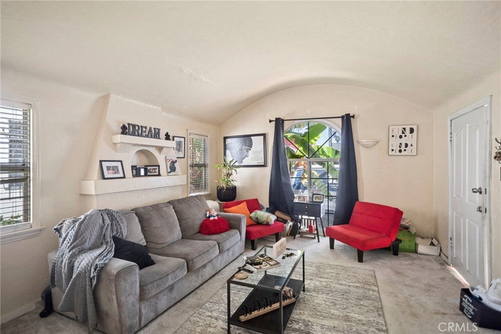 720 E 82nd Street