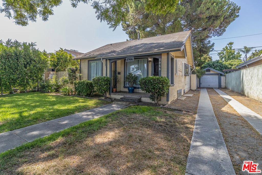 8966 Cadillac Avenue