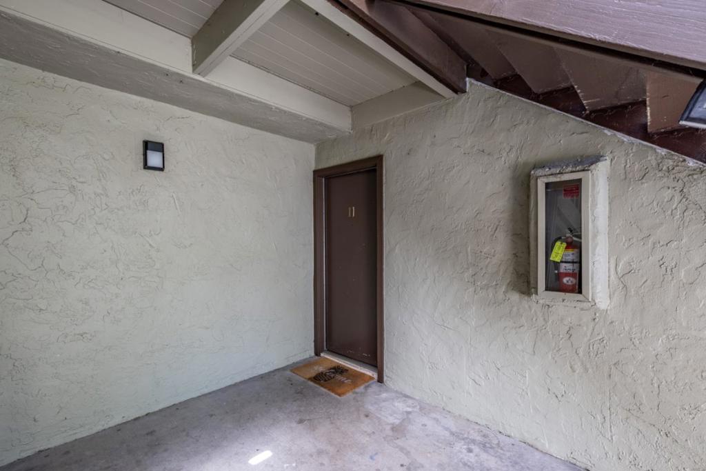 287 Tradewinds Drive 11