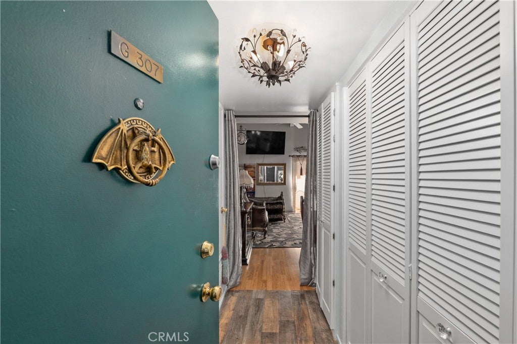 5460 White Oak Avenue G307