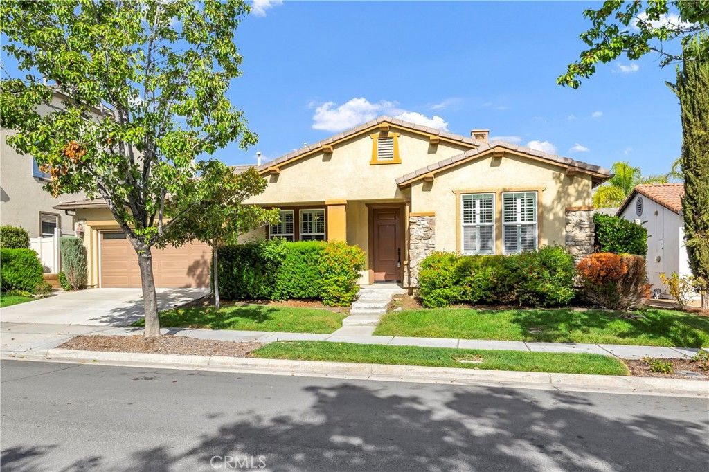 Photo of 27288 Dayton Ln, Temecula, CA 92591 (MLS # SW25245968)