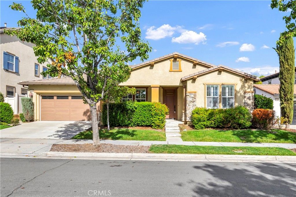 Photo of 27288 Dayton Ln, Temecula, CA 92591 (MLS # SW25245968)