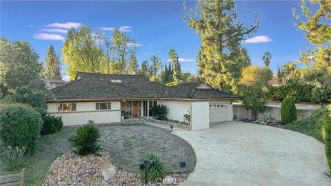 10261 Calvin Northridge CA 91324