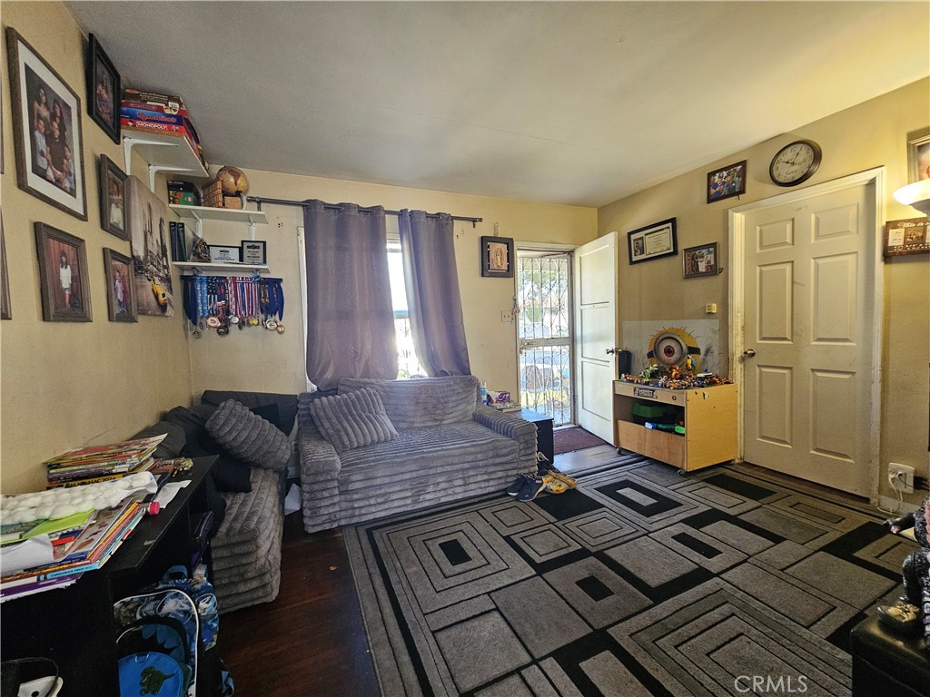 2386 Wilma Avenue