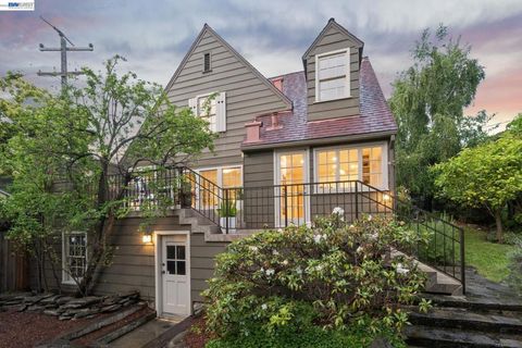 Photo of 1800 SAN LORENZO AVENUE Ave, Berkeley, CA 94707 (MLS # 41131855)