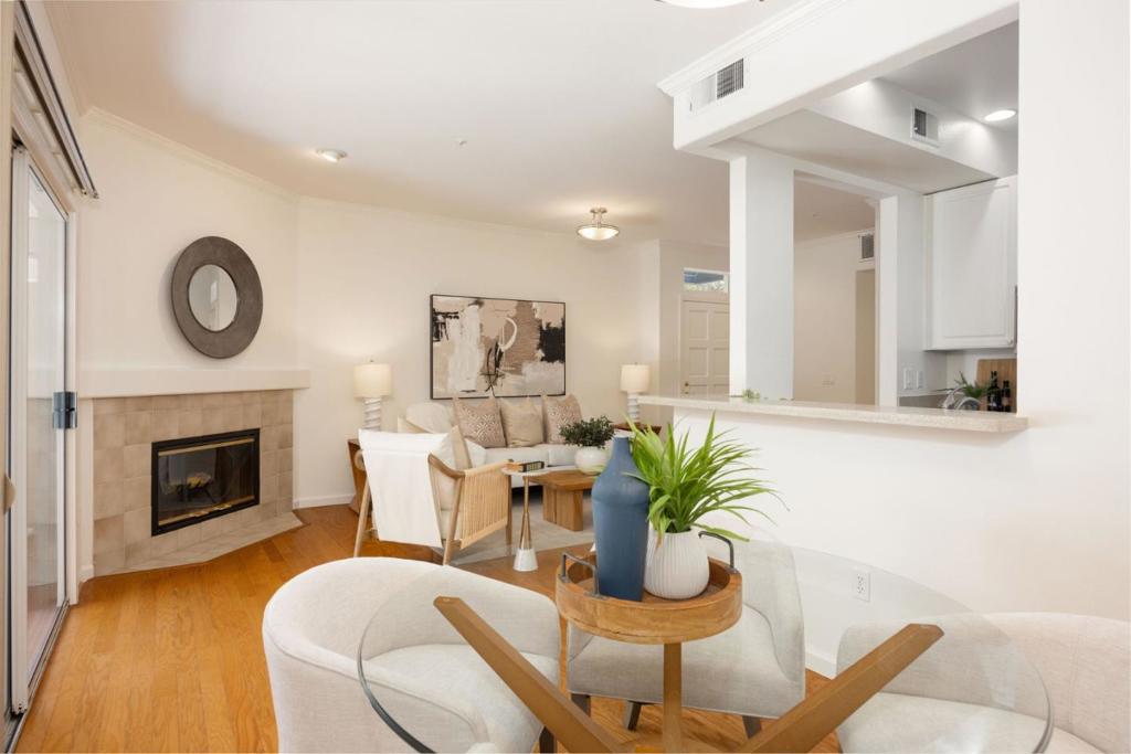 2559 Park Boulevard M101
