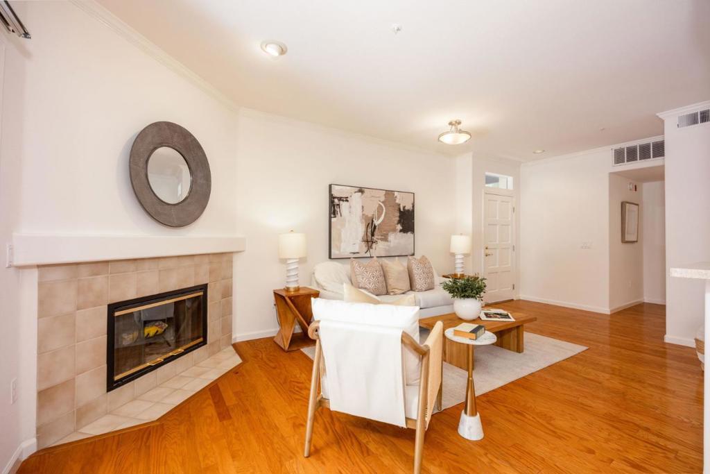 2559 Park Boulevard M101