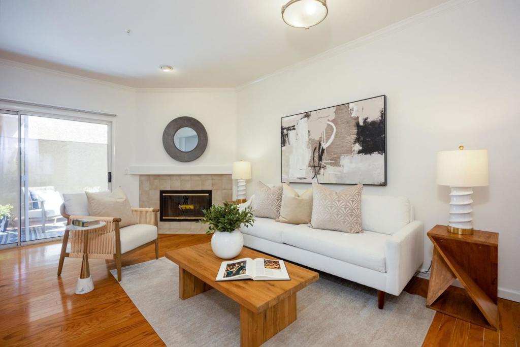 2559 Park Boulevard M101
