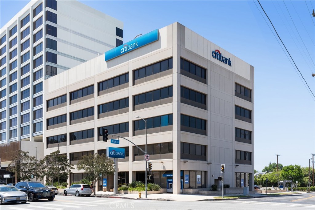 Properties 1 16601 Ventura Boulevard