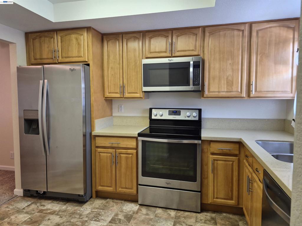 20980 BIRCH C