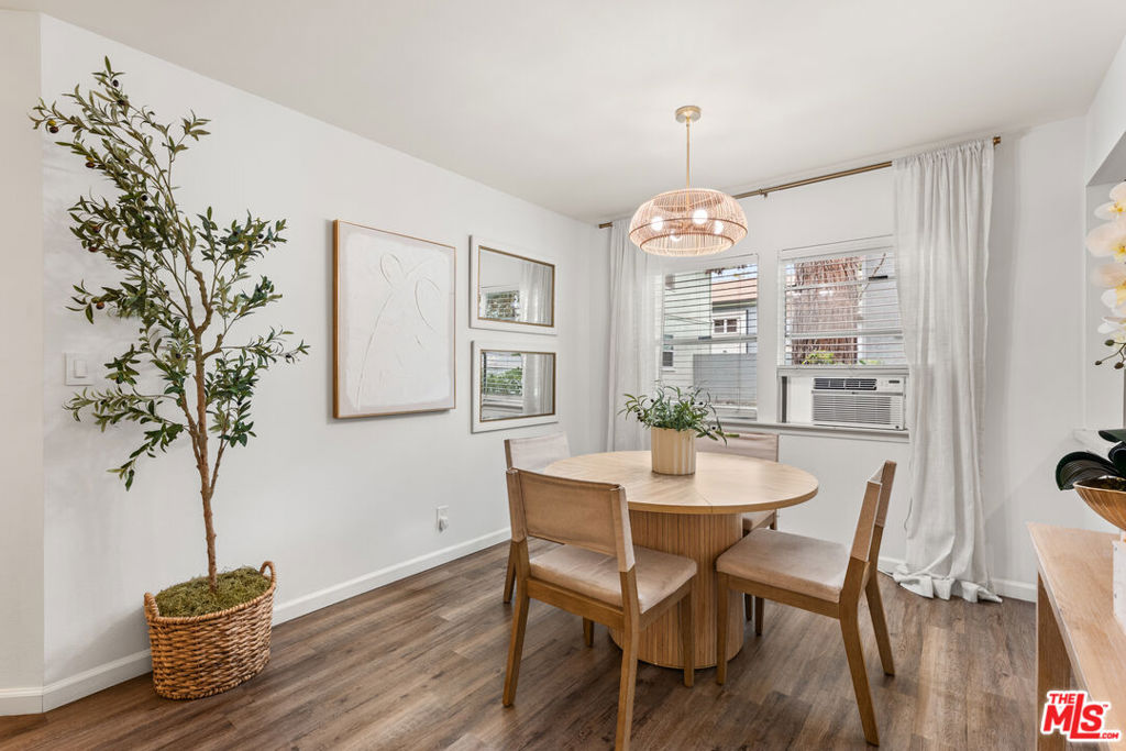 5827 Bowcroft Street 2