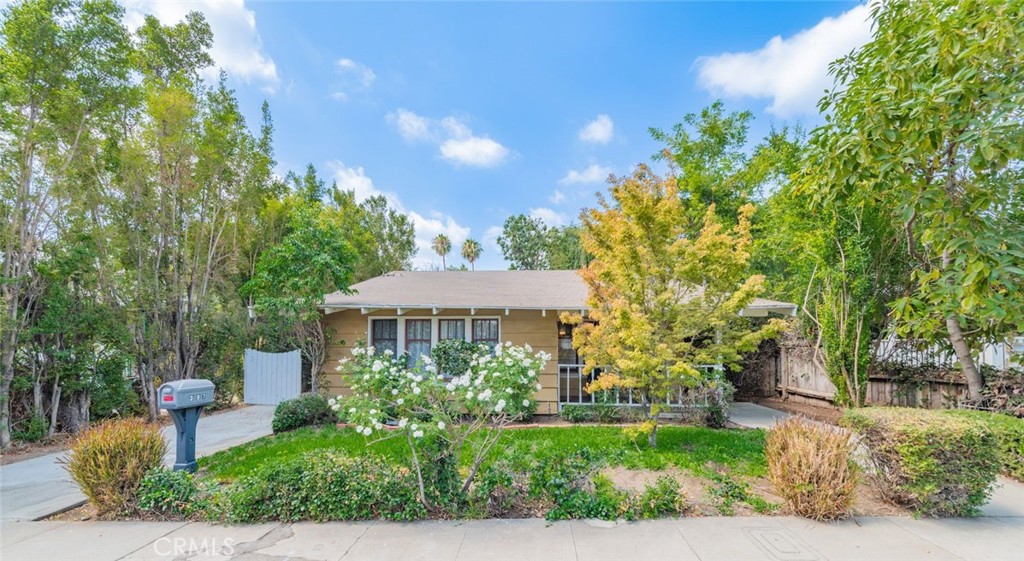 Charming California Bungalow Near Old Town
Welcome to 395 Maple Way — a classic California Bungalow that blends timeless character with modern updates. This single-story home features two spacious bedrooms plus a large entrance area with the door that can easily serve as a den or home office. The updated bathroom offers a pedestal sink and tiled flooring.
The cozy living room with fireplace flows seamlessly into the formal dining room, enhanced with wainscoting that adds to the home’s traditional elegance. French doors open from the dining area to a lovely patio, perfect for moonlight suppers and outdoor gatherings.
The kitchen has been tastefully updated with newer cabinetry and tiled floors, along with a convenient separate laundry room (washer & dryer included without warranty). Additional upgrades include new paint throughout, new laminated wood flooring, a brand-new A/C system, a new driveway, and a new electrical panel.
The well paved backyard is ideal for entertaining and relaxing, offering plenty of space to enjoy California’s indoor-outdoor lifestyle.
Located just minutes from Old Town, the Gold Line, Downtown Los Angeles, the Rose Bowl, local eateries, and endless shopping, this home combines classic charm with everyday convenience.
Please note: Backyard ADU (2BR/2BA) reserved for owner’s vacation use, not included in rent. Owner may stay 2-3 months/yr, will respect tenant privacy, and will not use parking.