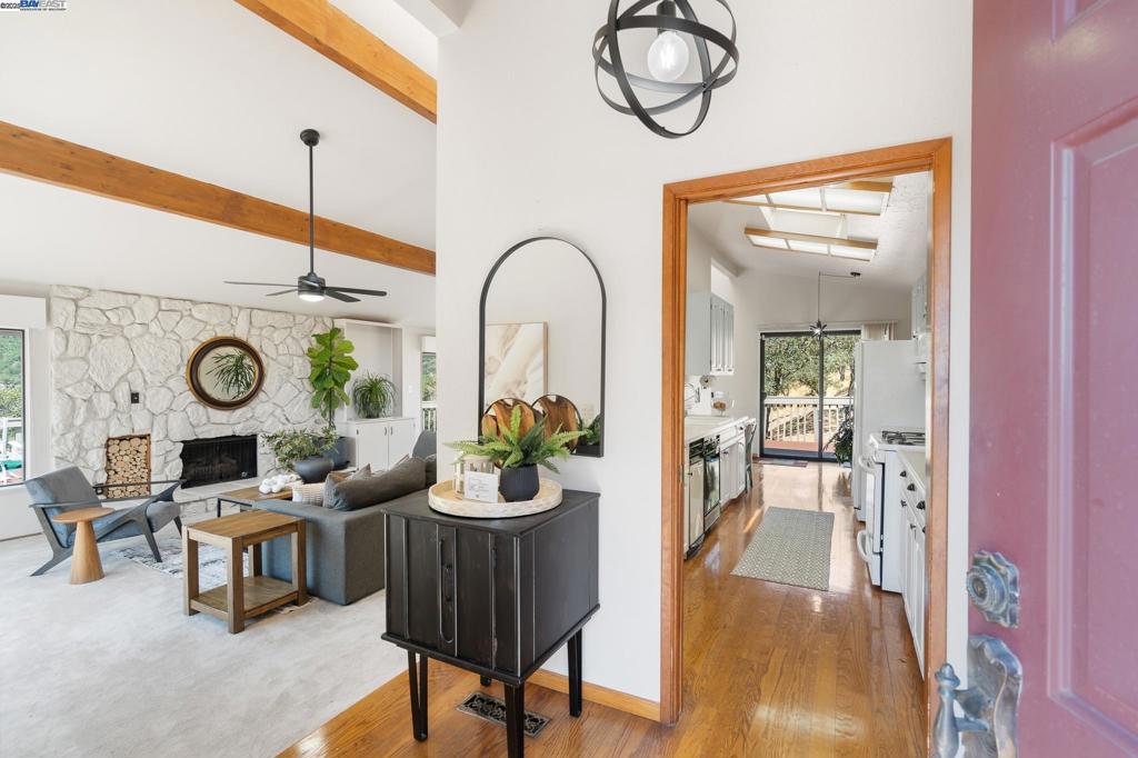 1795 Green Valley Oaks Dr