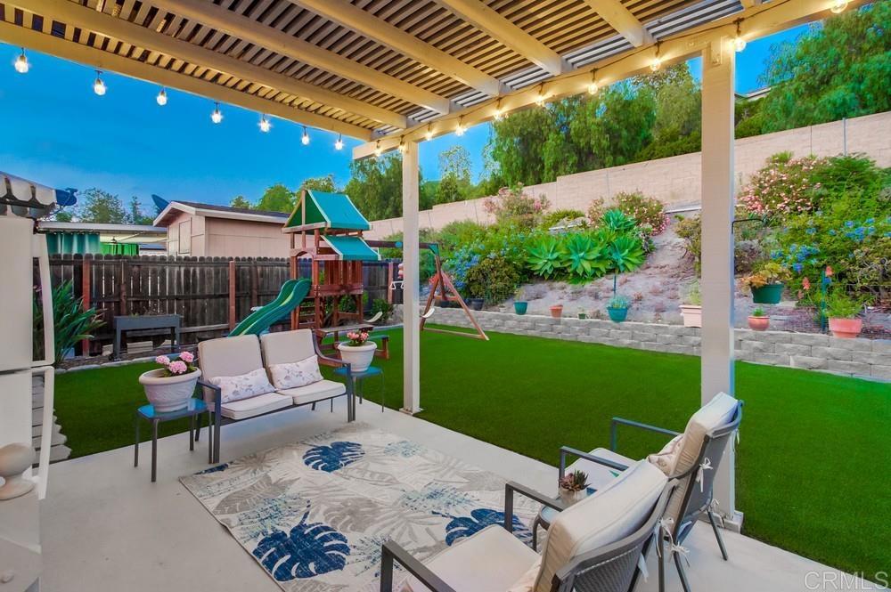 200 S Emerald Drive 25