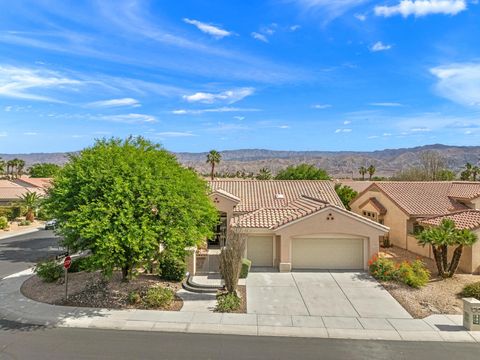 Photo of 78892 Fountain Hills Drive, Palm Desert, CA 92211 (MLS # 219146228DA)