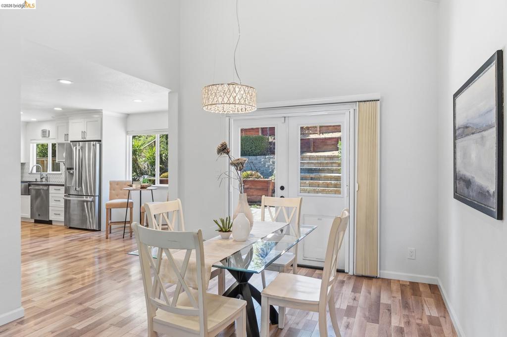 2239 Southwest Ct