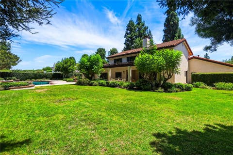 Photo of 22231 Romar Street, Chatsworth, CA 91311 (MLS # SR26173953)