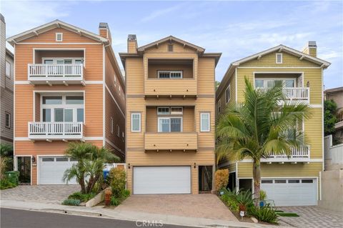 Photo of 3533 S Kerckhoff Avenue, San Pedro, CA 90731 (MLS # PV25260104)