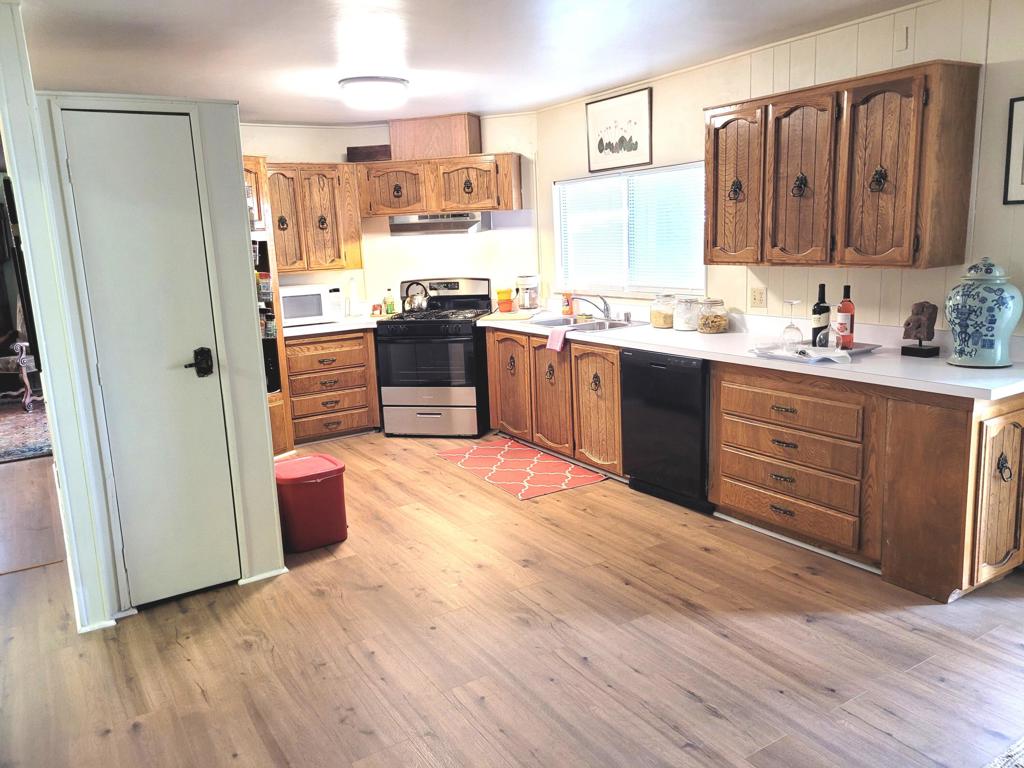 Not Applicable-1 - Manufactured In Park