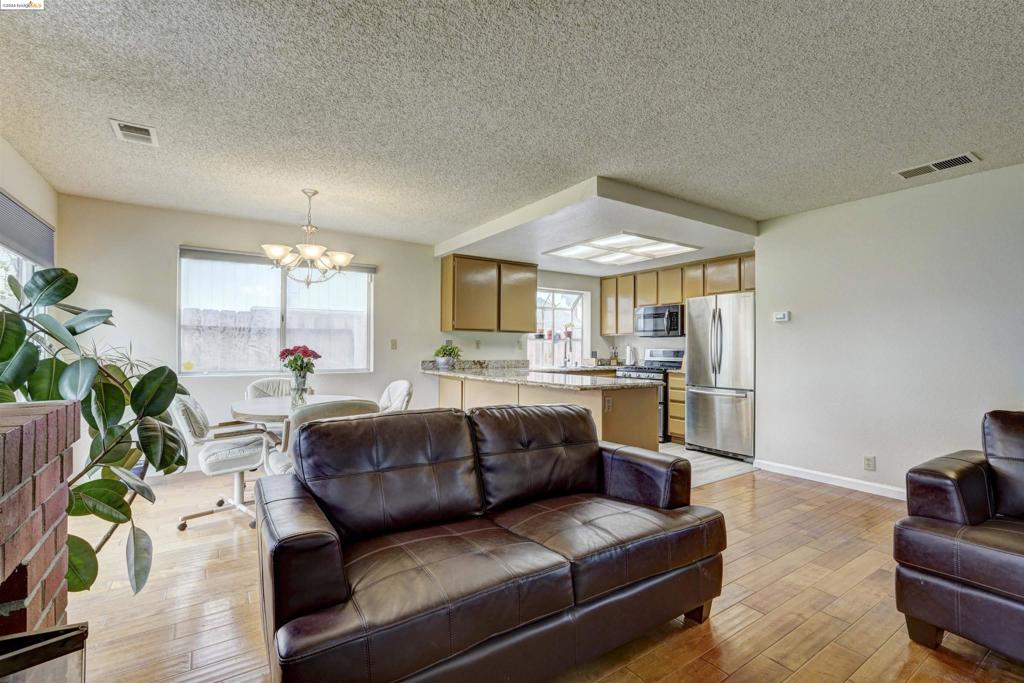 CIMARRON HILLS - Residential