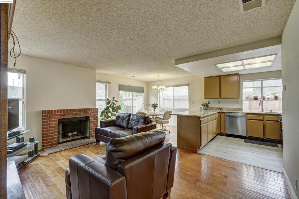 CIMARRON HILLS - Residential