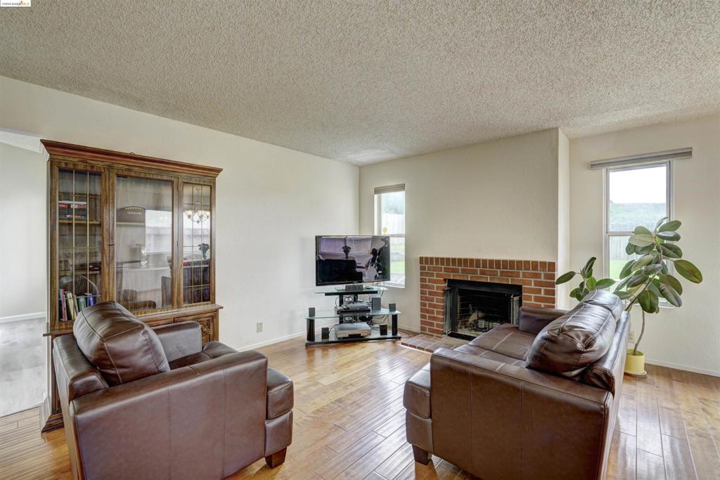 CIMARRON HILLS - Residential