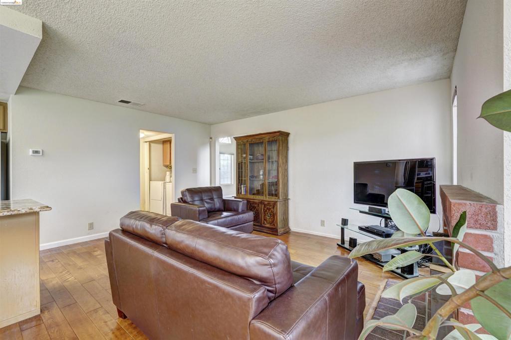 CIMARRON HILLS - Residential