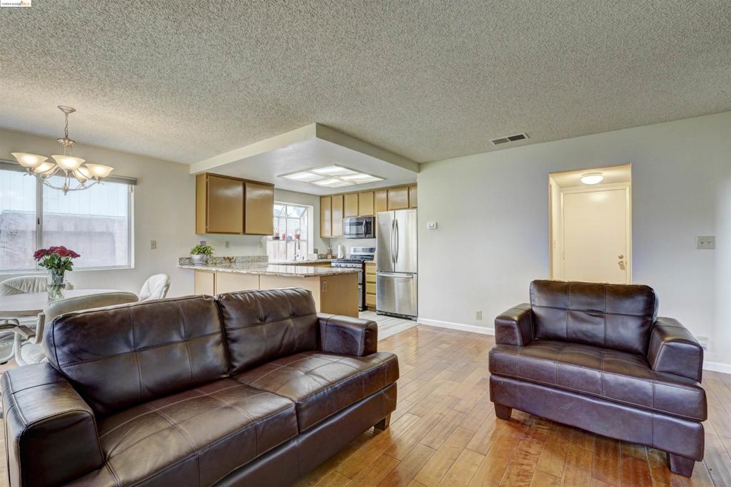 CIMARRON HILLS - Residential