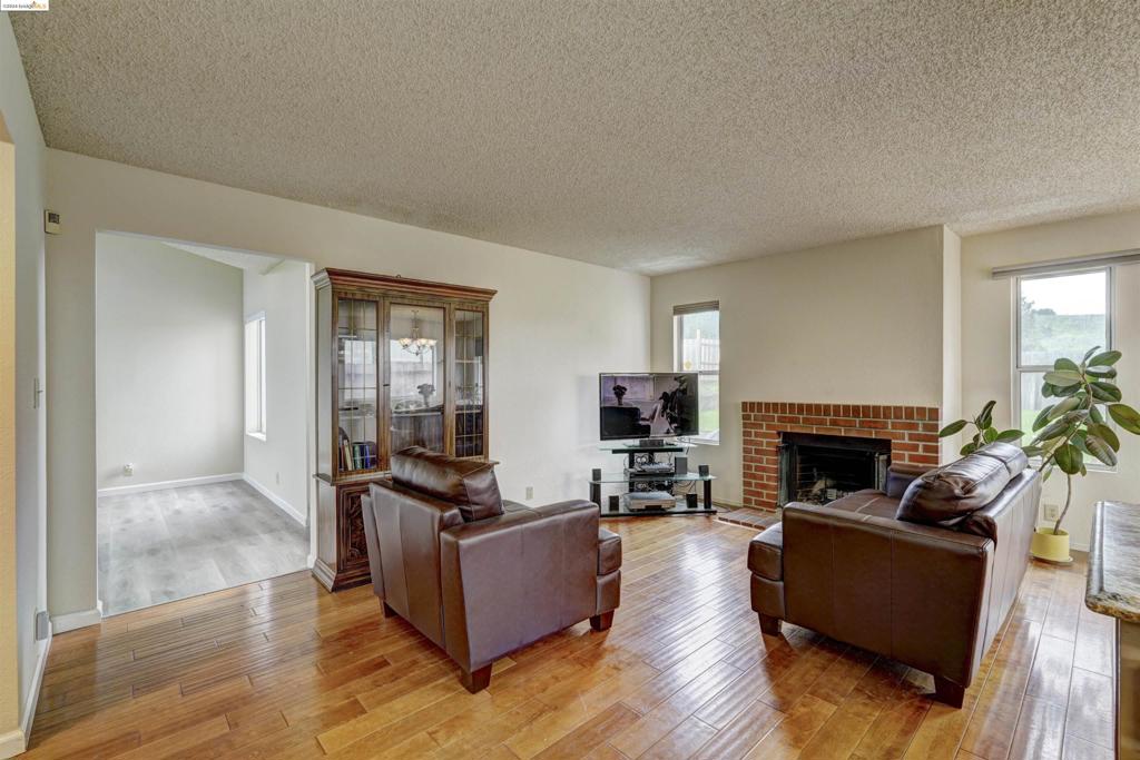 CIMARRON HILLS - Residential