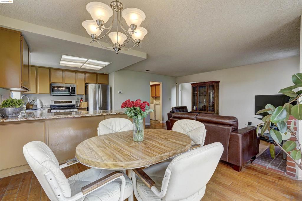 CIMARRON HILLS - Residential