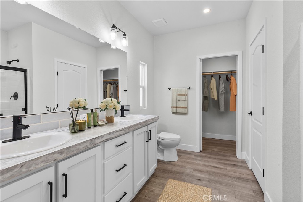 4361 Mission Boulevard 203