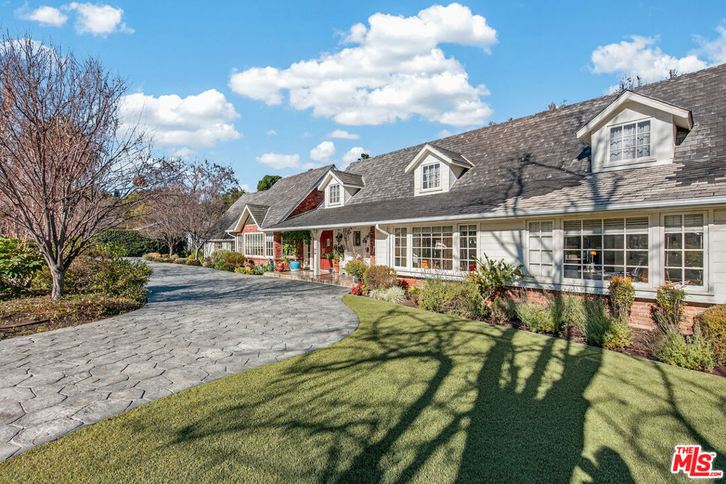 5119 Quakertown Avenue