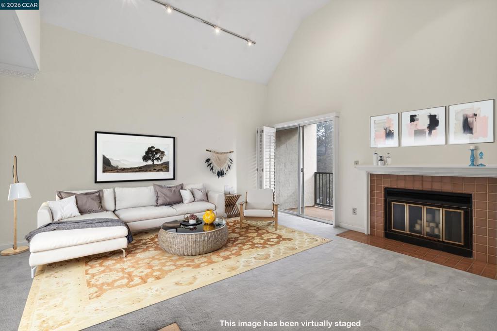 3183 Wayside Plz 320