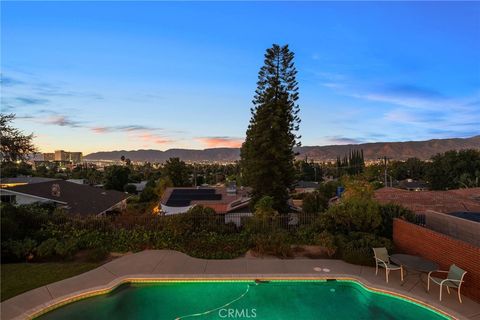 25134 Huron Loma Linda CA 92354