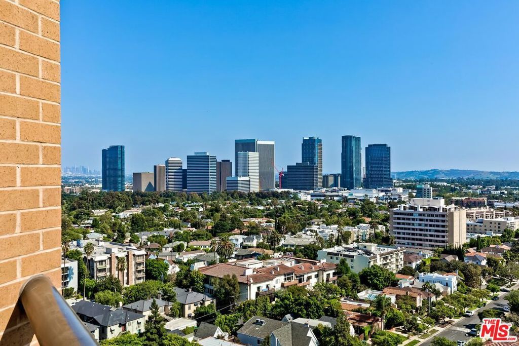 Photo of 10430 Wilshire Boulevard #1405, Los Angeles, CA 90024 (MLS # 25503205)