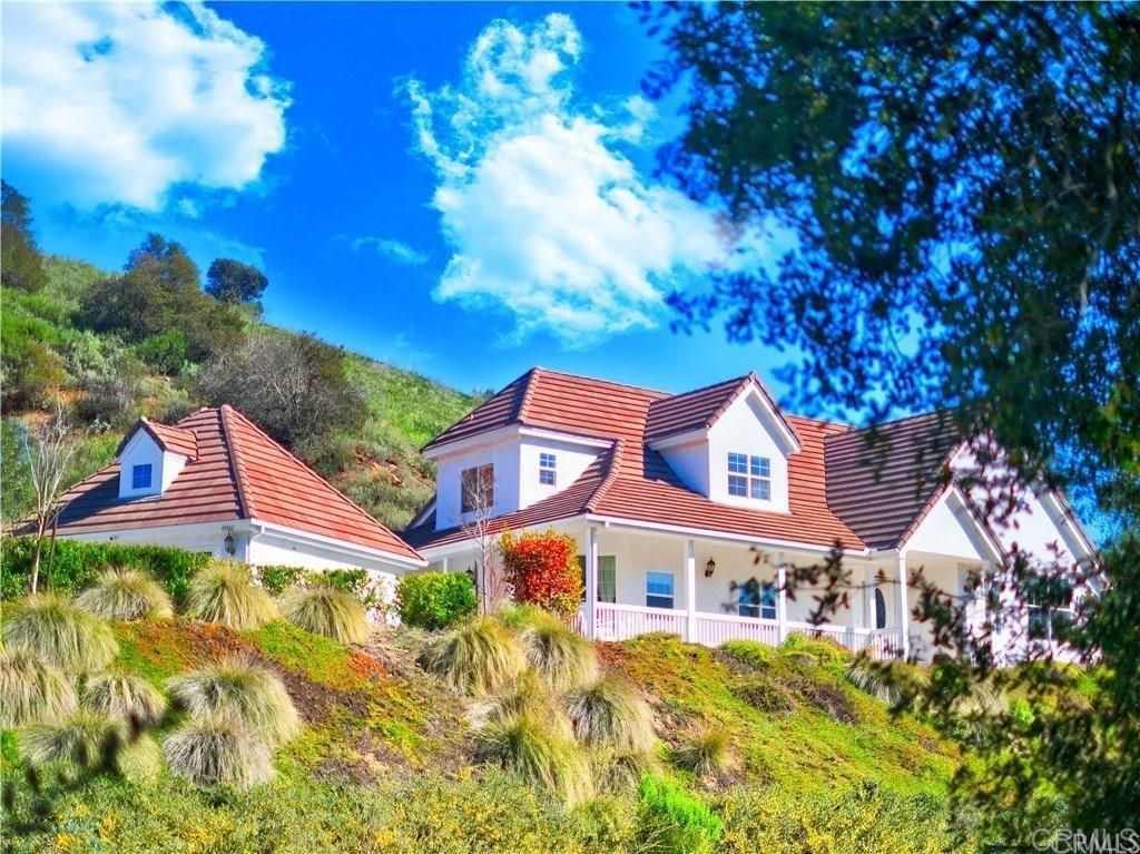 Photo of 45562 La Cruz Drive, Temecula, CA 92590 (MLS # NDP2602765)