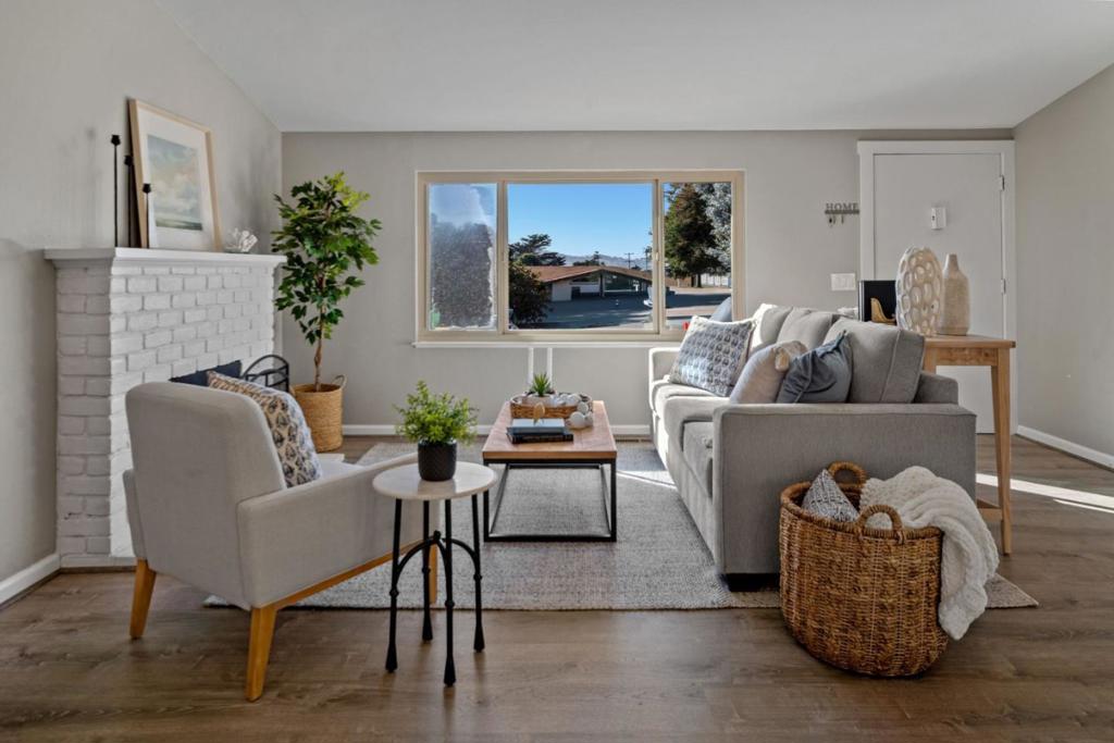 1148 San Lucas Street