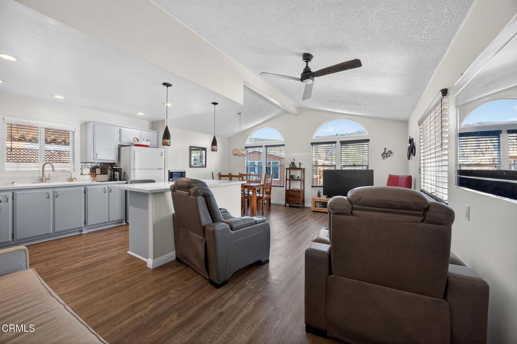 720 W Santa Maria Street 80